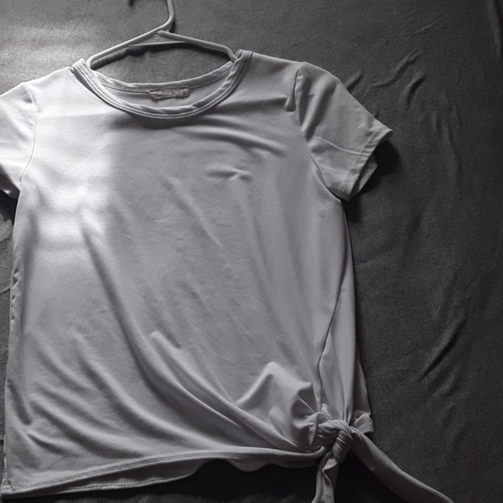 Cute white T-shirt